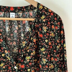 Old Navy Black & Multicolor Ditzy Floral Popover Blouse Mandarin Collar Size XXL